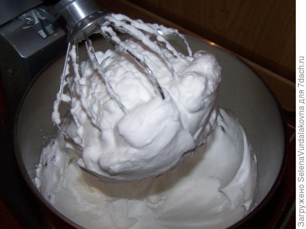 Пена из белков