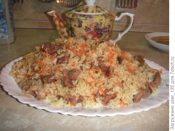 А это мой плов,угощайтесь !