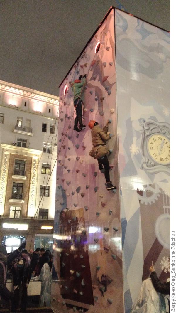 До Нового года - 4 часа