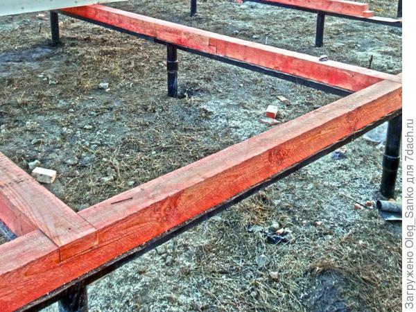 Сваи с ростверком