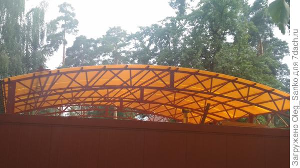 Навес из поликарбоната.