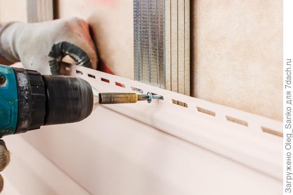 Дрель у вас должна быть обязательно