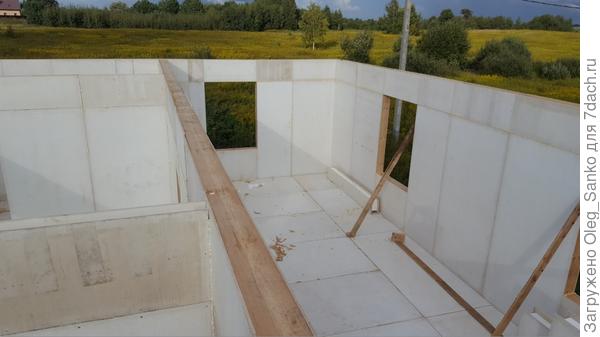 Вид изнутри.