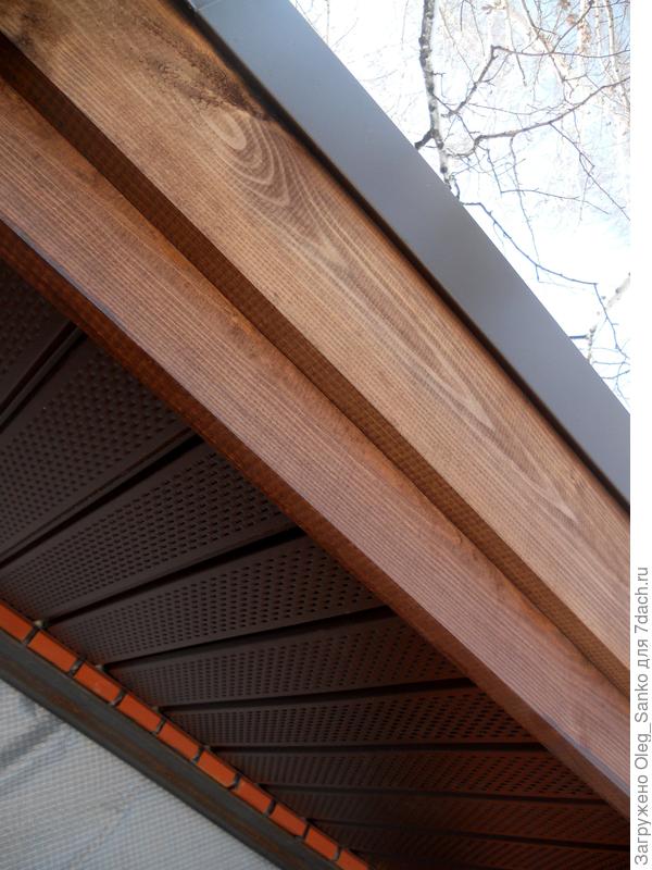 Подшивка карнизного свеса