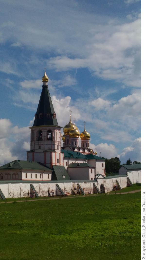 Панорамный снимок монастыря