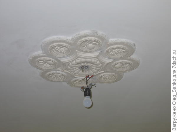 Розетка заняла прежнее место