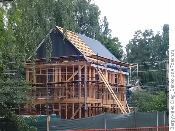 ник пристраивается к уже существующему дому2