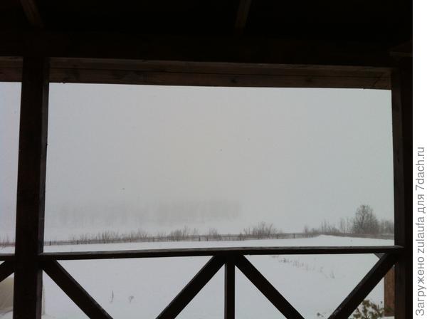 а у нас метель не на шутку разгулялась)))