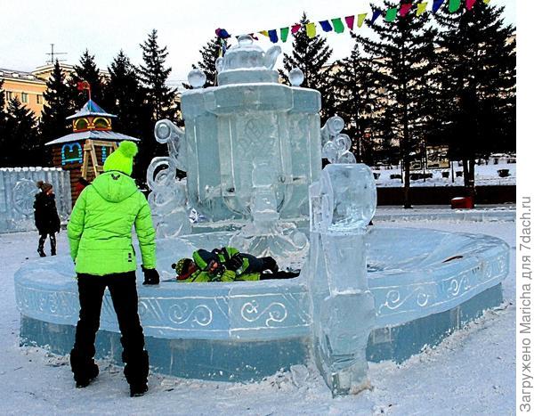 "Самовар с чашей".