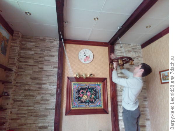 сын примеряет