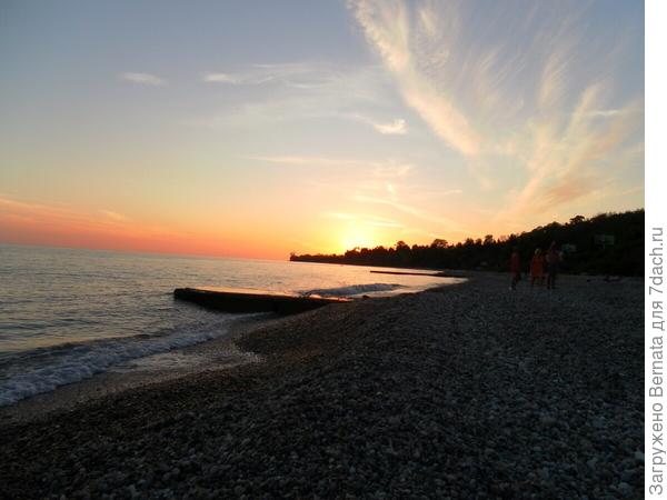 Закат. Новороссийск Широкая Балка.