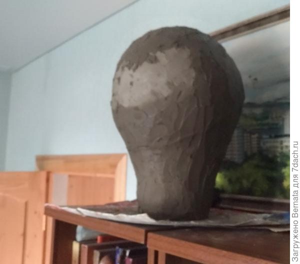 ...или высоким шкафом?:)