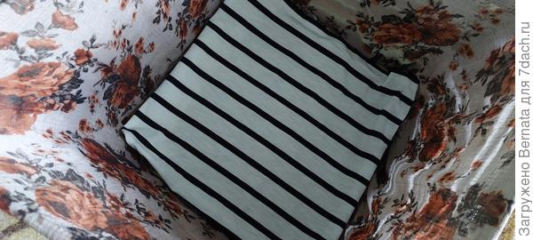 Так как мне ткани не хватило, то принт на дне корзины отличается:)