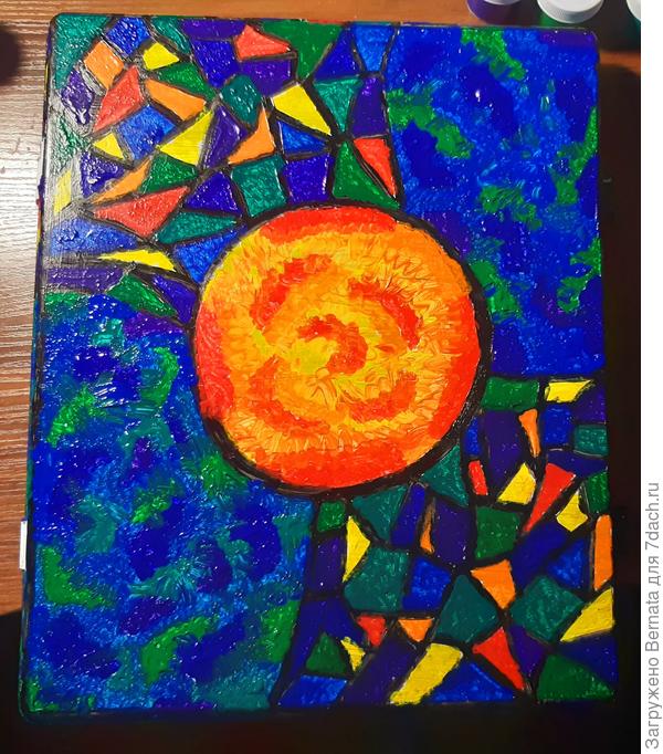 Кто из моих знакомых видел эту коробку, тот стопроцентно был уверен, что раскрашивала я её будучи не в себе:))