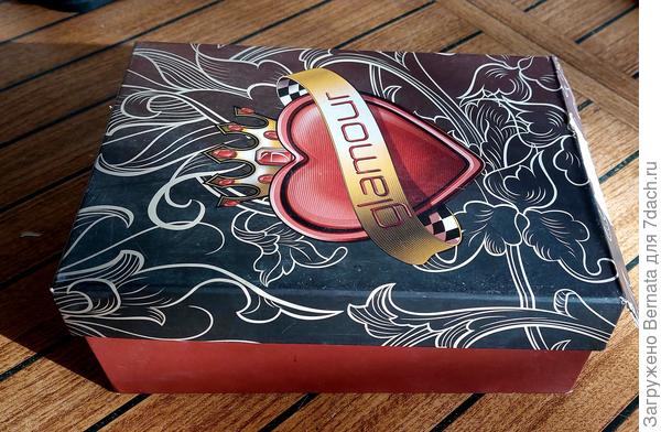 Лучше брать коробку из твёрдого картона