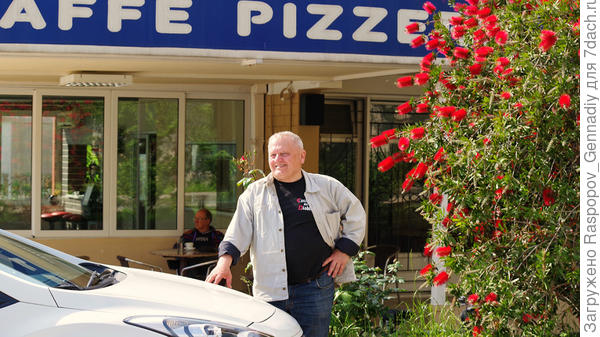 На фото мне семьдесят лет.