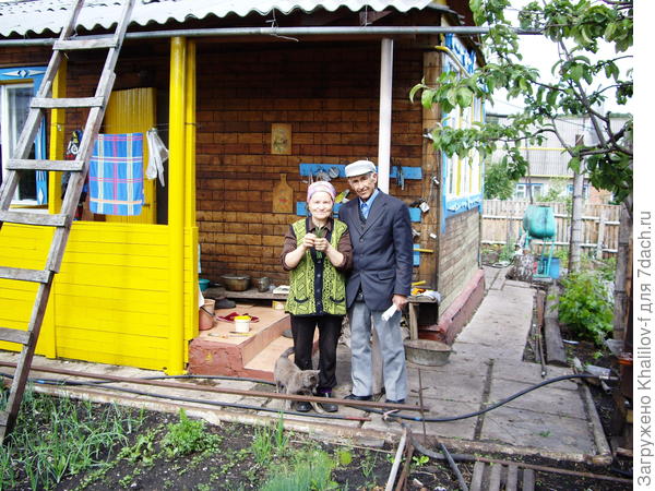 И вот фото в эти годы. Я никакой разницы не вижу. Какие были такие и остались...... И Вам желаю так держаться!