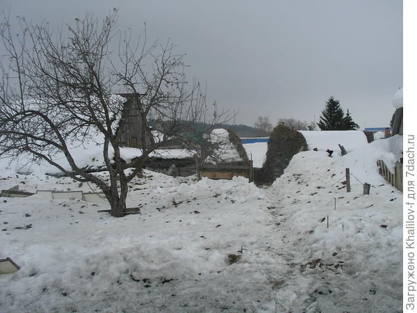 Две площадки.