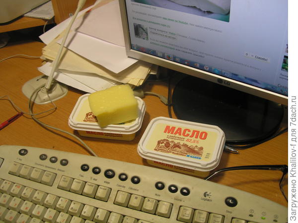 Сыр домашний. (Для формы удобна &quot;посуда&quot; из под масла.&quot;)