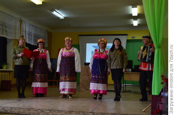 в клубе