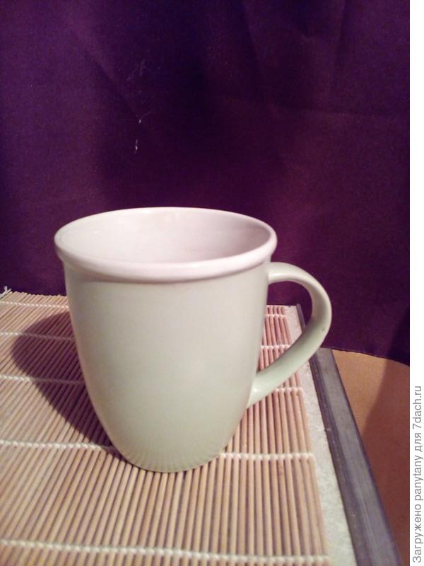 для гостей кружки из фикс прайса, не жаль если разобьется, легкие и удобные