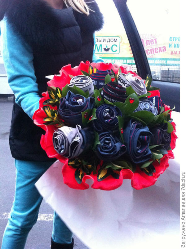 Букет из трусов, взят с просторов интернета.