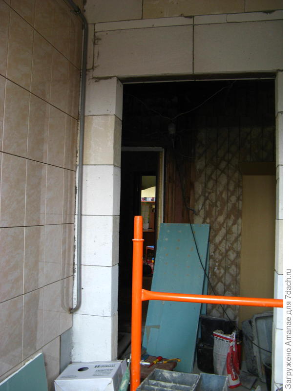 Труба на кухню