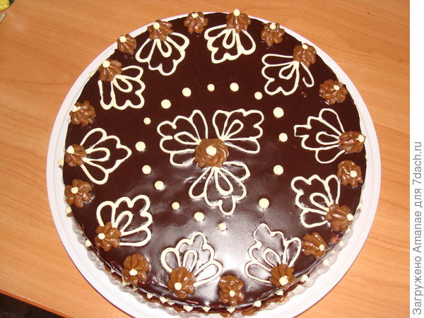 Если постараться, то торт приобретает такой вид