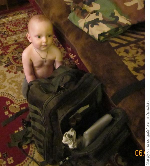 Папа обещал с собой взять......