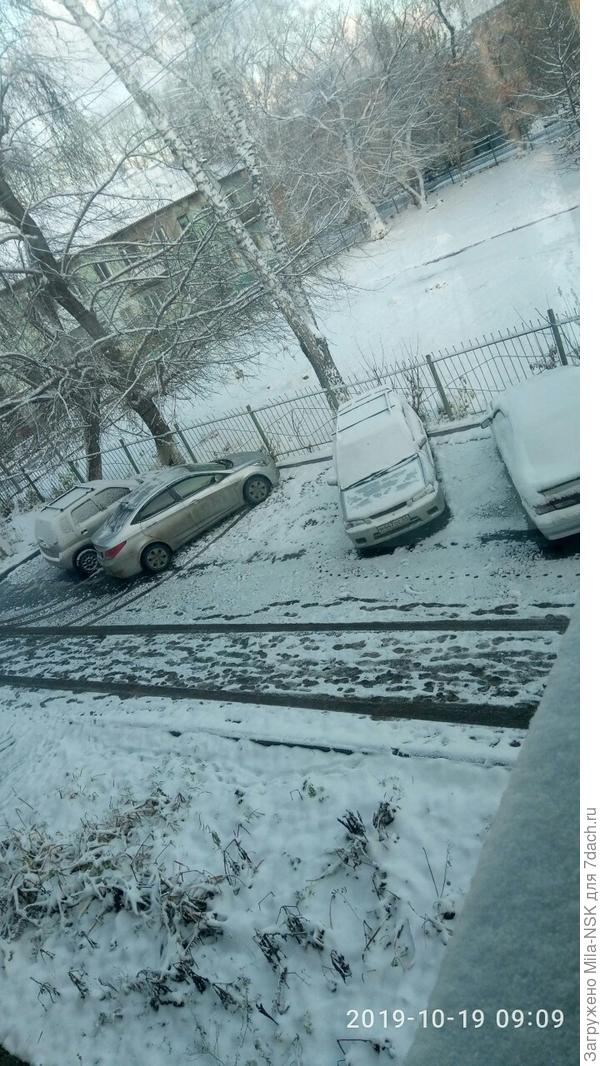 фото двора с балкона