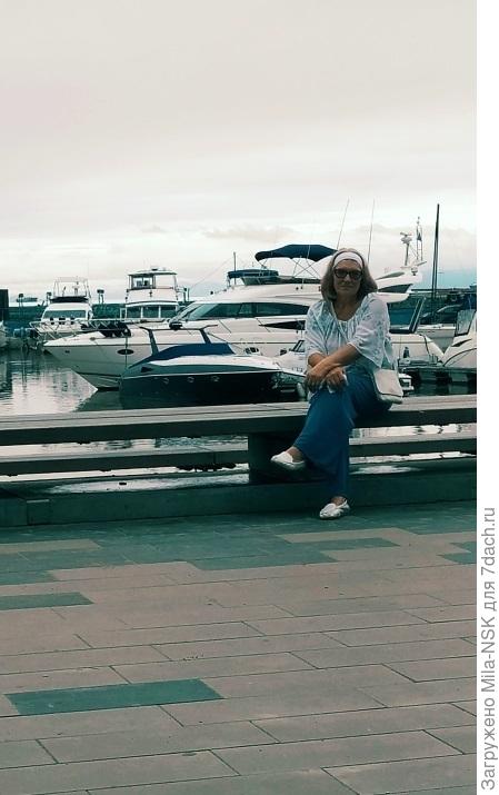 Красивая яхта... Но не моя!