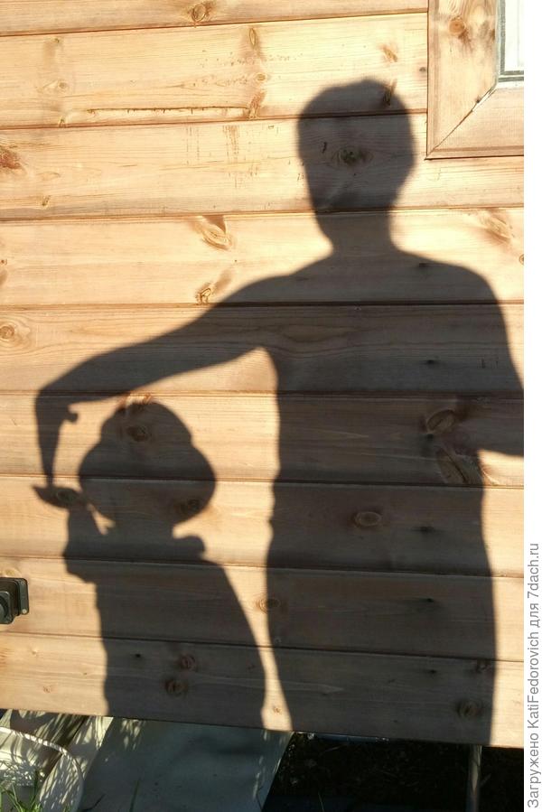 Хозяйка дачи и хозяин )))