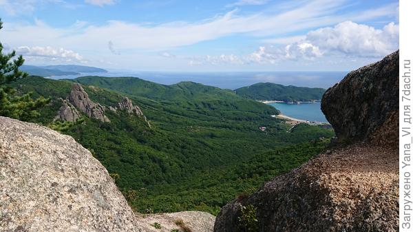 Вид на Долину Атлантов с верхней её точки
