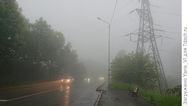 Возвращаемся в город.