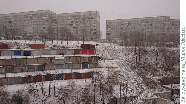 Вид из окна