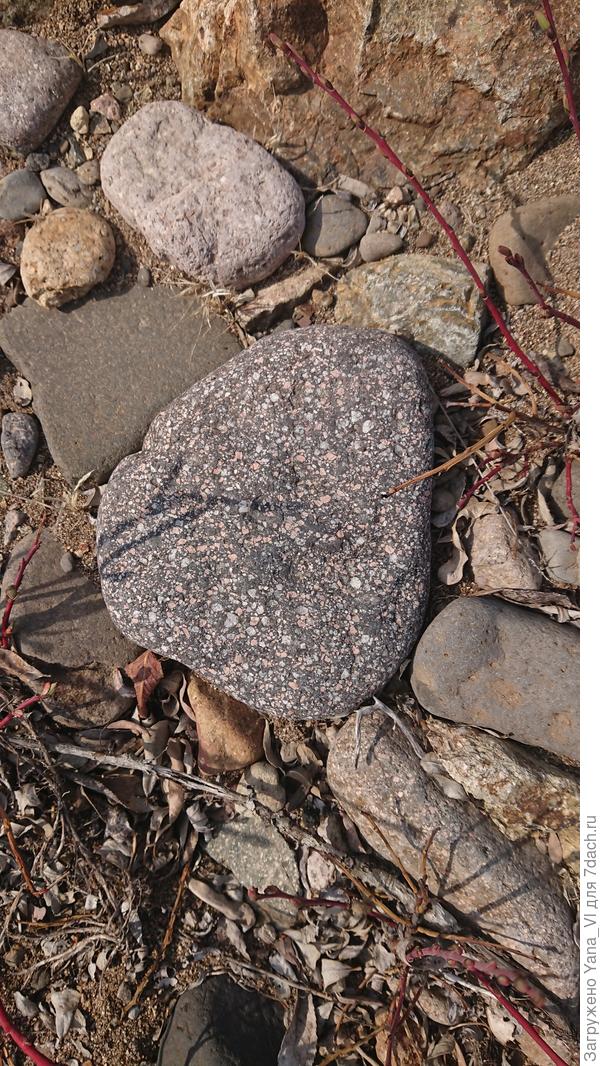 Могу ещё такой подарить :) в голубо-розовую крапинку