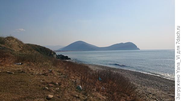 В другую сторону.