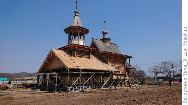 Когда мы были в апреле, её ещё только строили.
