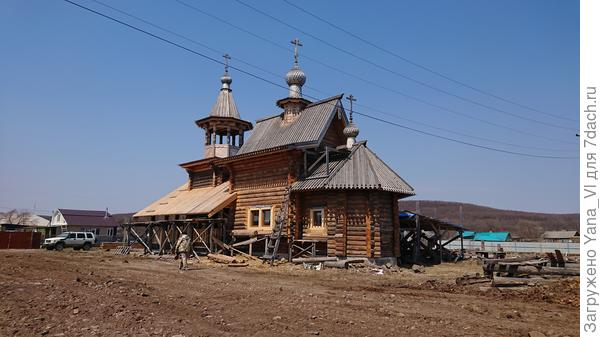 А это церковь в Амгу