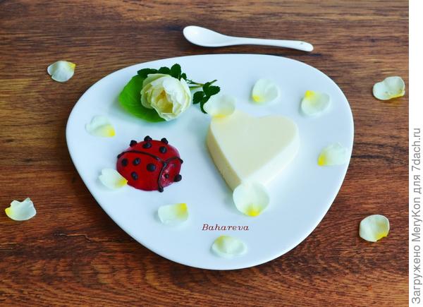 Мороженое с божьей коровкой:)