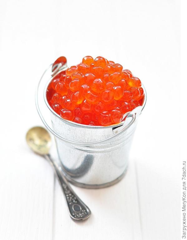 Ведерко икорки вам к празднику!:)