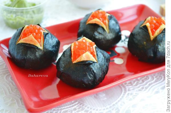 Дзакуро-дзуси (суши-гранат)