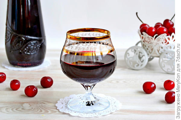 Домашний вишневый ликер: рецепты, как сделать вишневые ликеры дома, с чем пить вишневый ликер