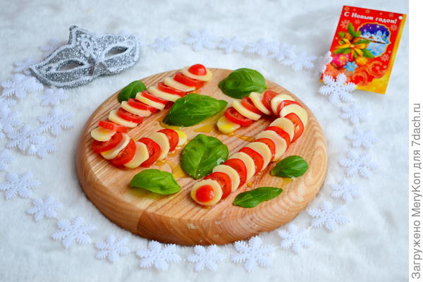 Салат Капрезе с помидорами и моцарелой. Пошаговый рецепт приготовления с фото () Салат Капрезе с помидорами и моцарелой. Пошаговый рецепт приготовления с фото