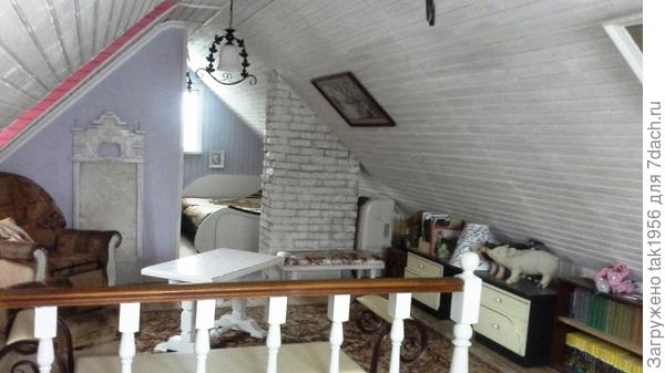 Про мансарду можно подробно прочитать в конкурсной работе в разделе «Мансарды» под названием «Будет и на нашей мансарде праздник, или Дом с мезонином»