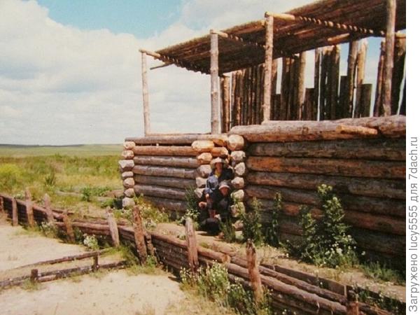 стена