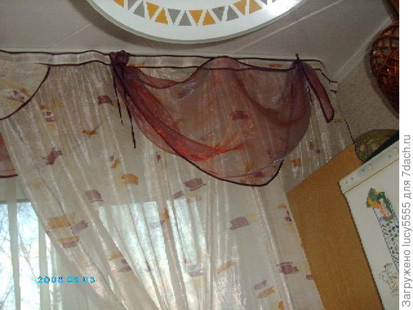 крупно второй уголок
