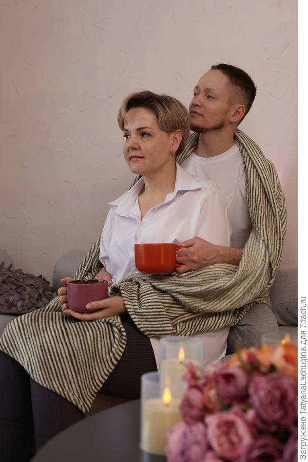когда были на этой фотосессии, фотограф сказала: помечтайте о собственном доме. Но мы тогда совсем ни о чем не мечтали...