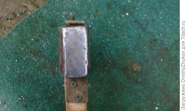 фиксирующая планка 2