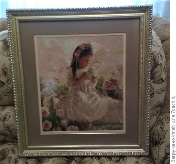 Самая любимая. Вышивала для подруги на ДР. Она обожает так называемый стиль &amp;quot;ампир&amp;quot;, с ангелами, рюшами и пр. Вот и выбрала её ангелочка!